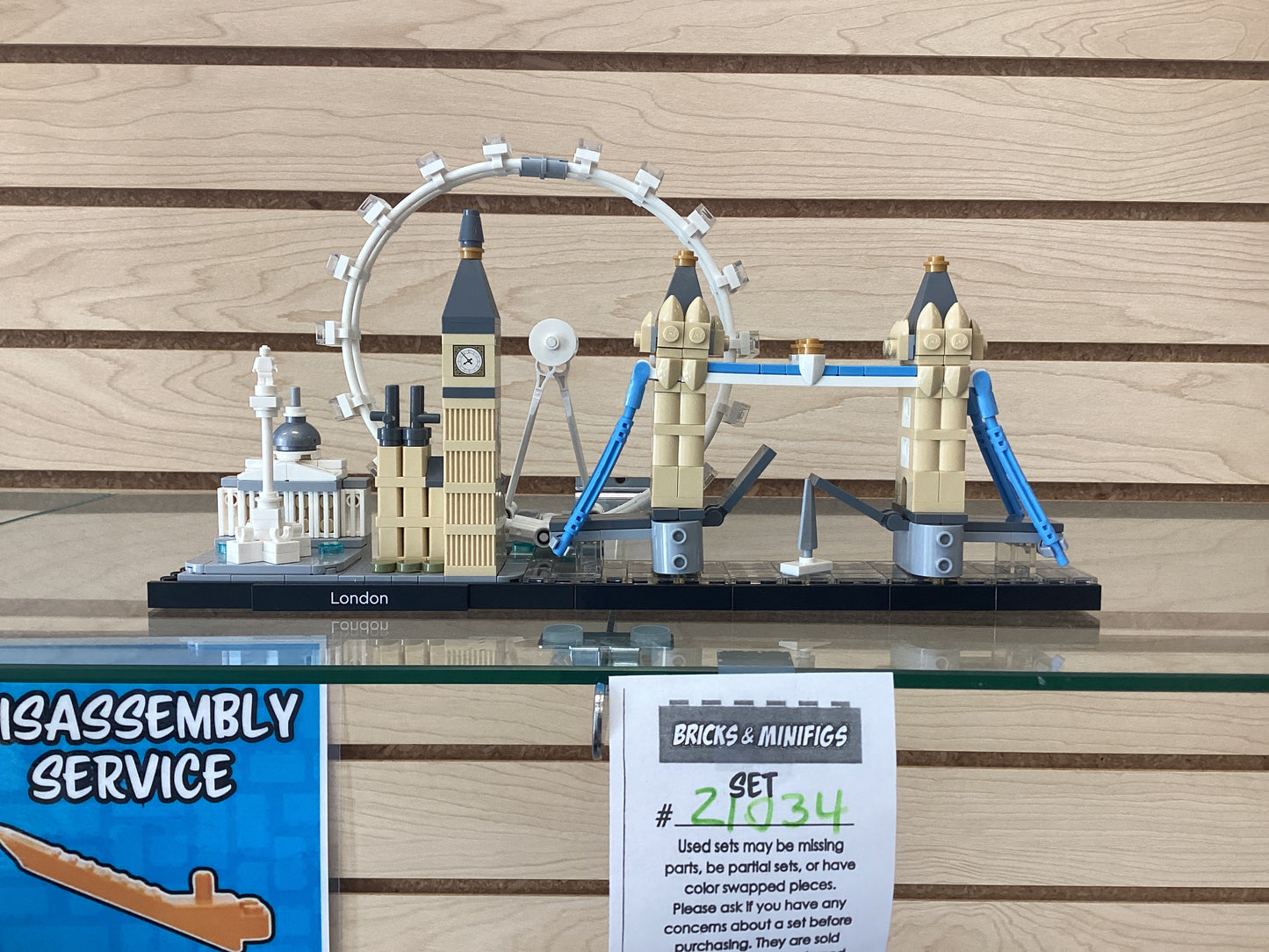 21034 London -USED