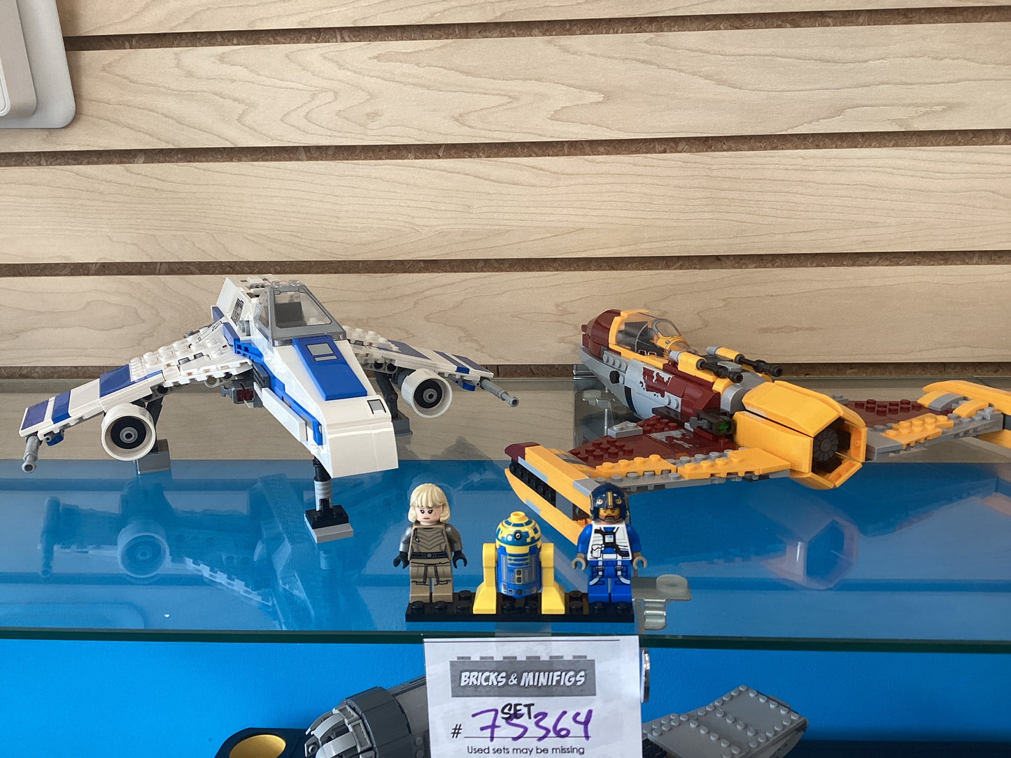 75364 New Republic E-Wing - USED