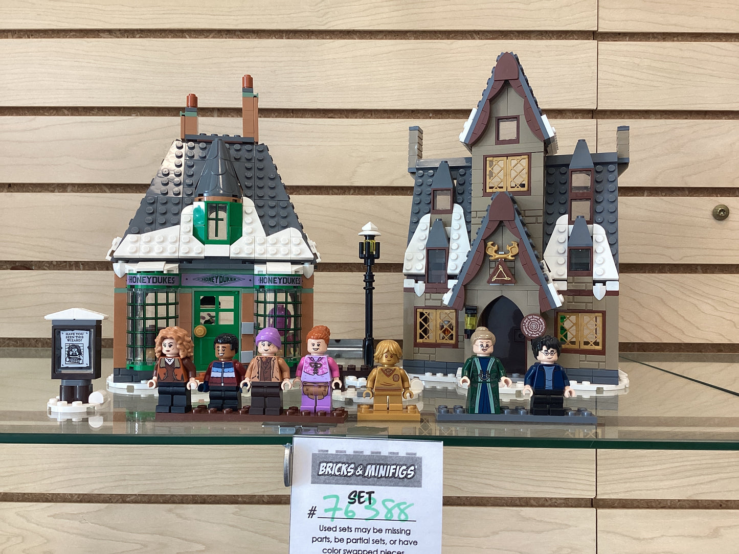 76388 Hogsmeade Village Visit - USED