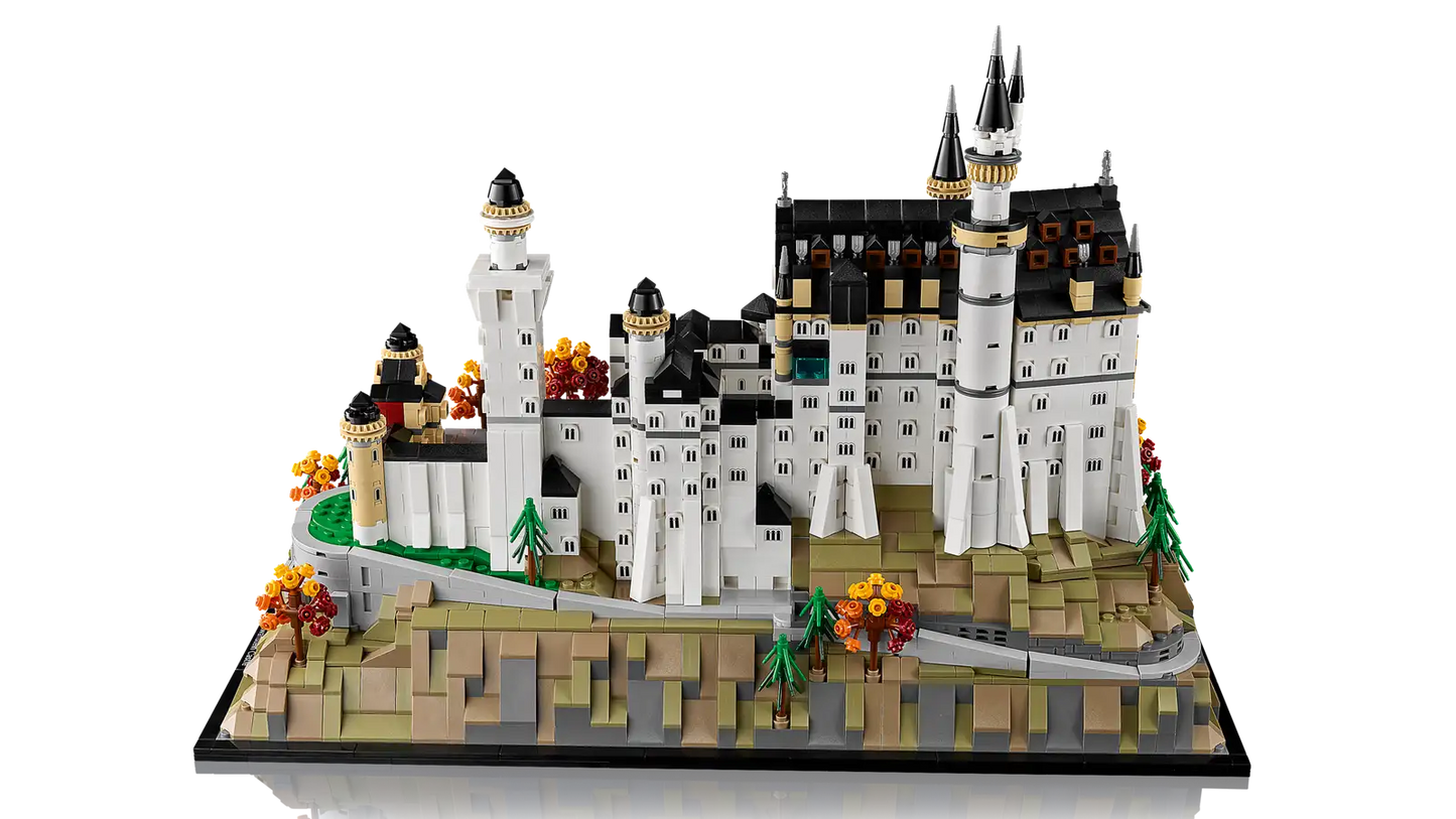 21063 Neuschwanstein Castle