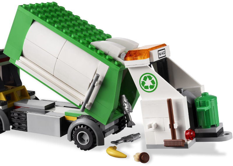 4332 Garbage Truck - CERTIFIED