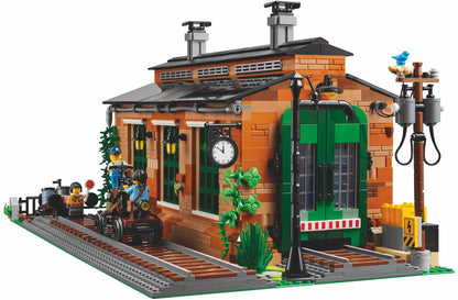 910033 Old Train Engine Shed