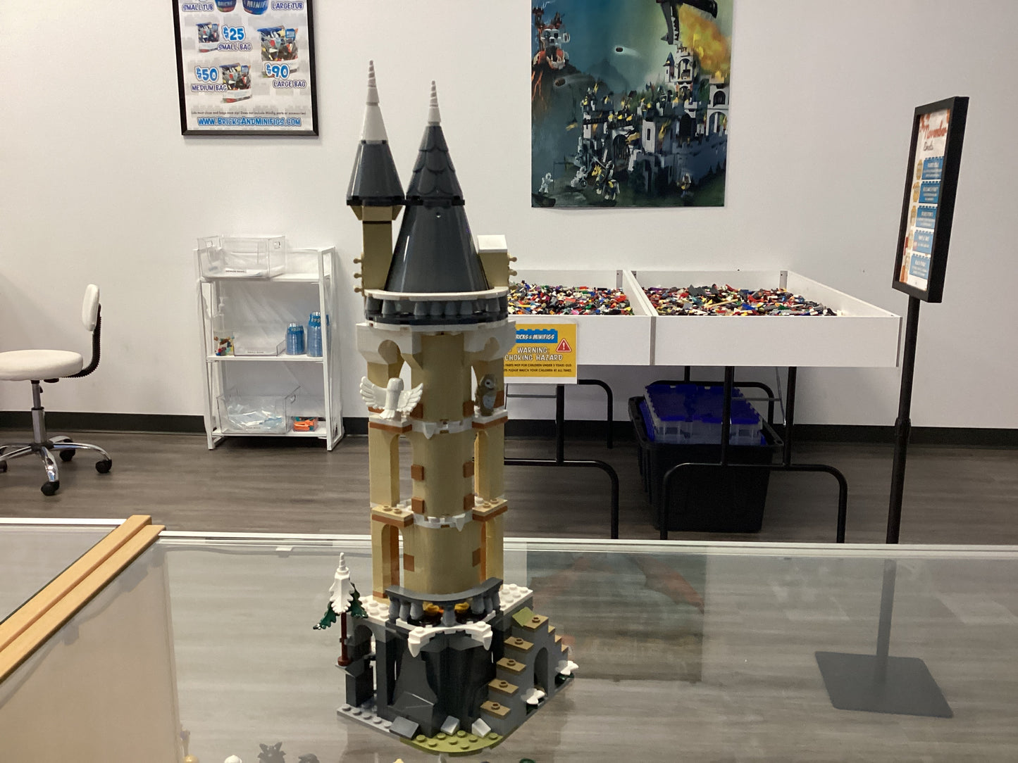 76430 Hogwarts Castle Owlery - USED