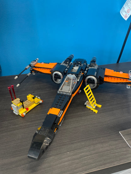 75102 Poe's X-Wing Fighter - USED