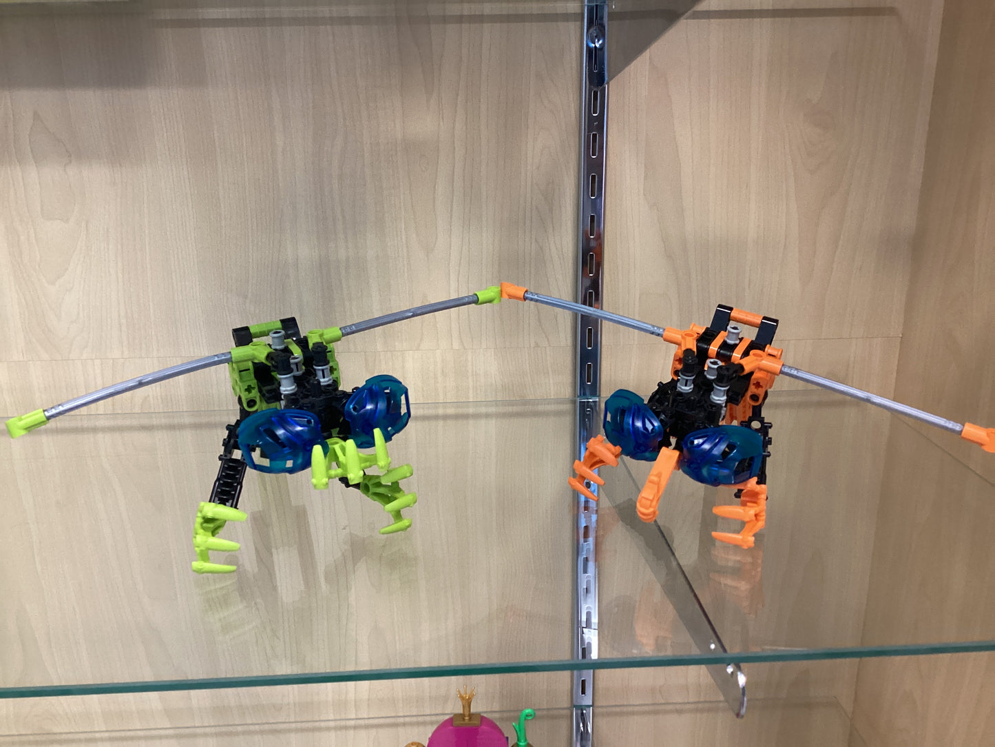 8537 Nui-Rama - USED