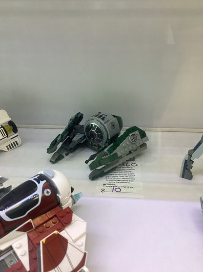 75360 Yoda's Jedi Starfighter - USED