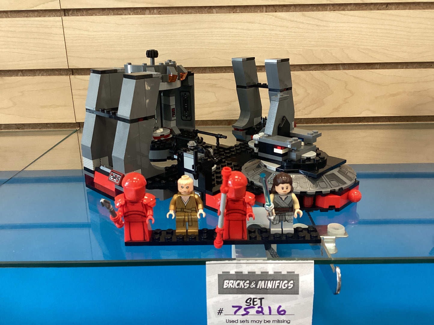 75216 Snoke's Throne Room- USED