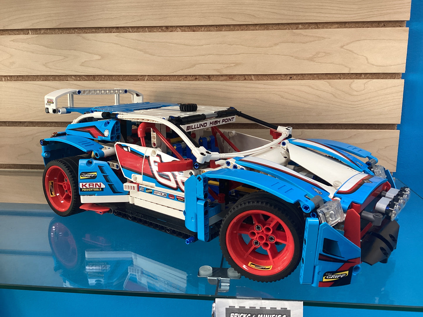 42077 Rally Car - USED