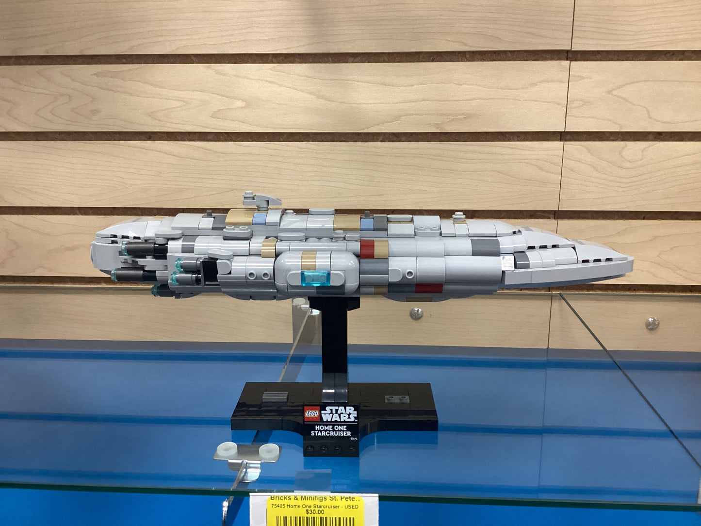 75405 Home One Starcruiser - USED