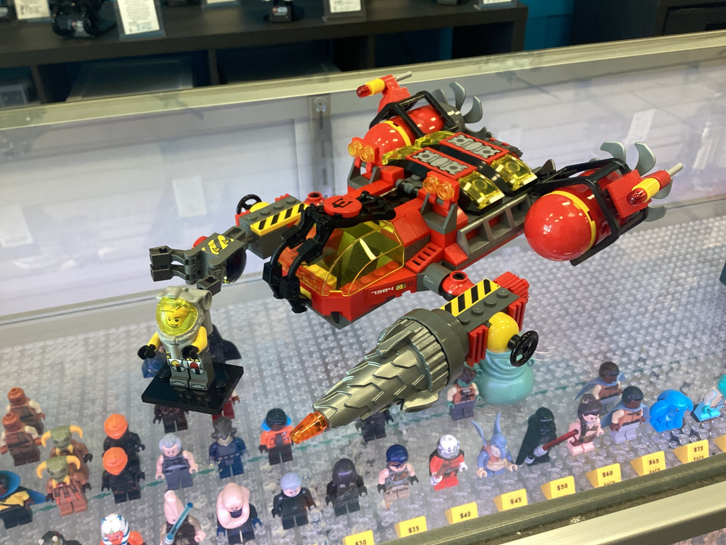 7984 Deep Sea Raider -USED