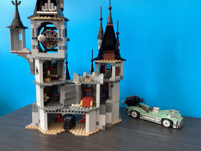 9468 Vampyre Castle - USED