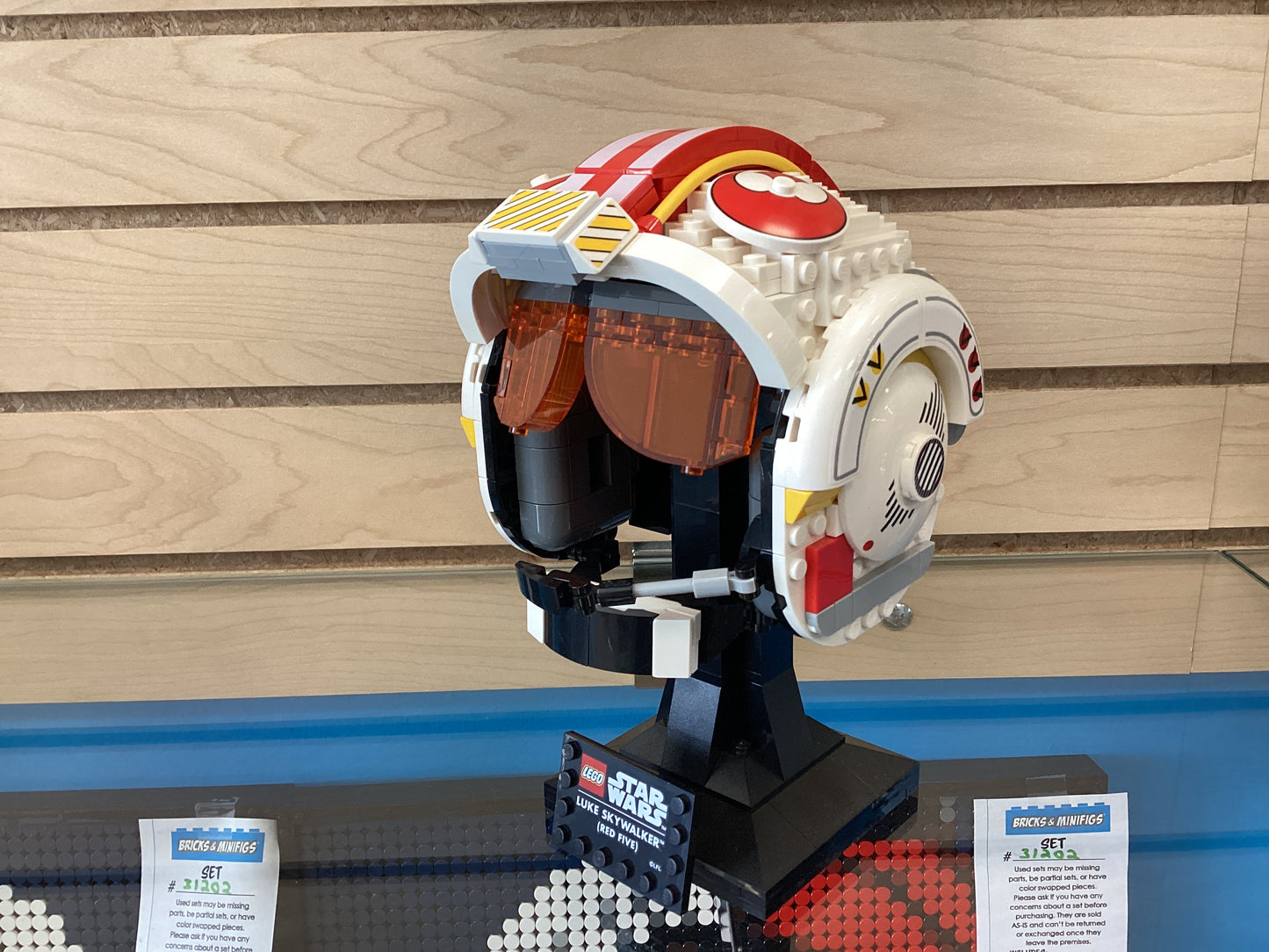 75327 Luke Skywalker’s Helmet - USED