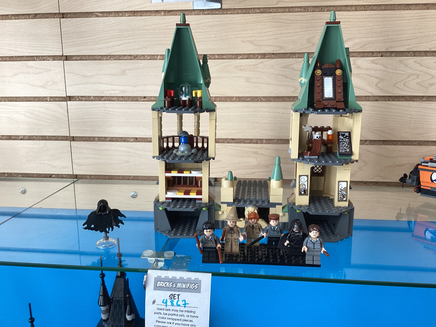 4867 Hogwarts - Used