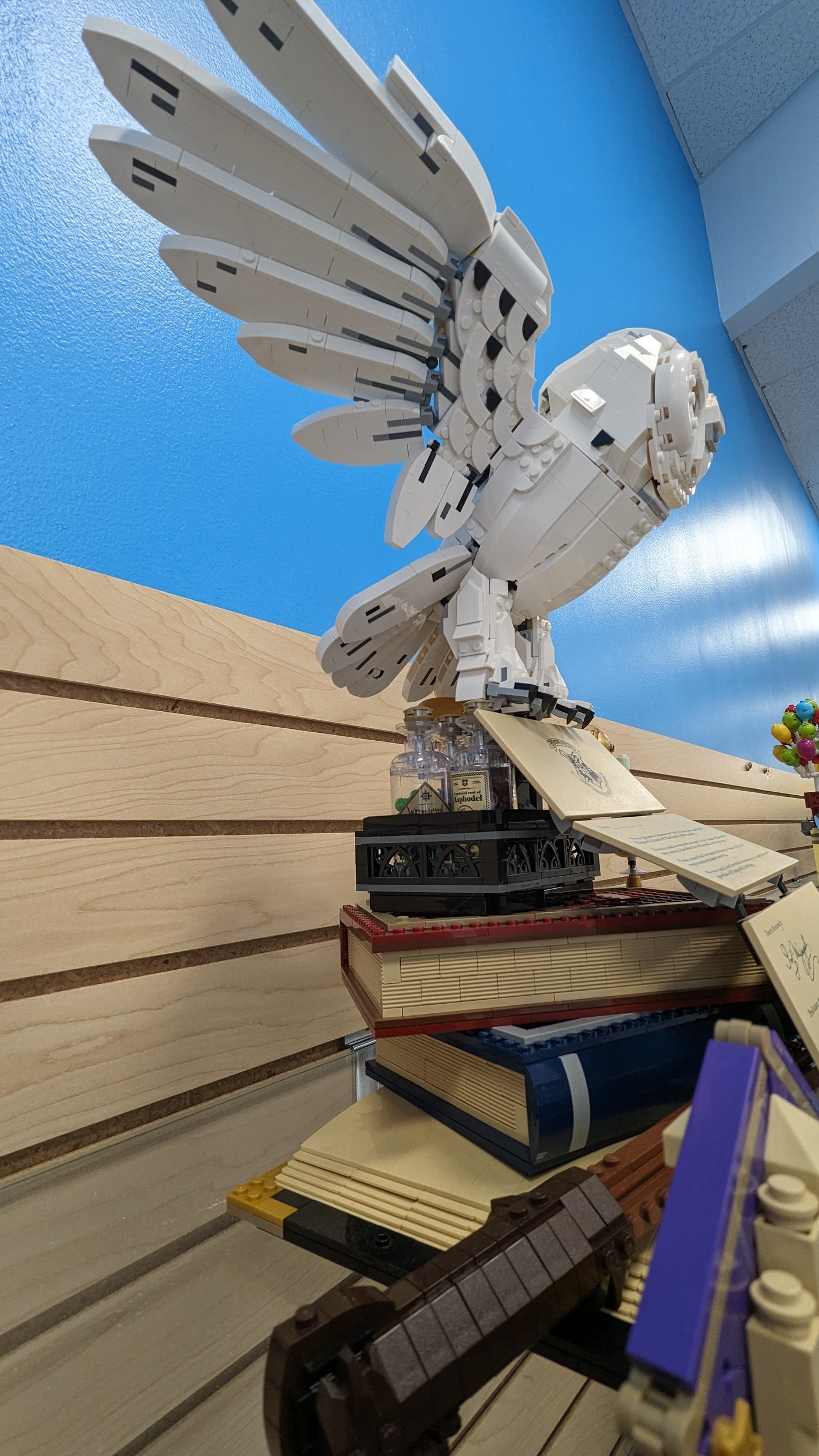 76391 Hogwarts Icons Collectors' Edition - USED