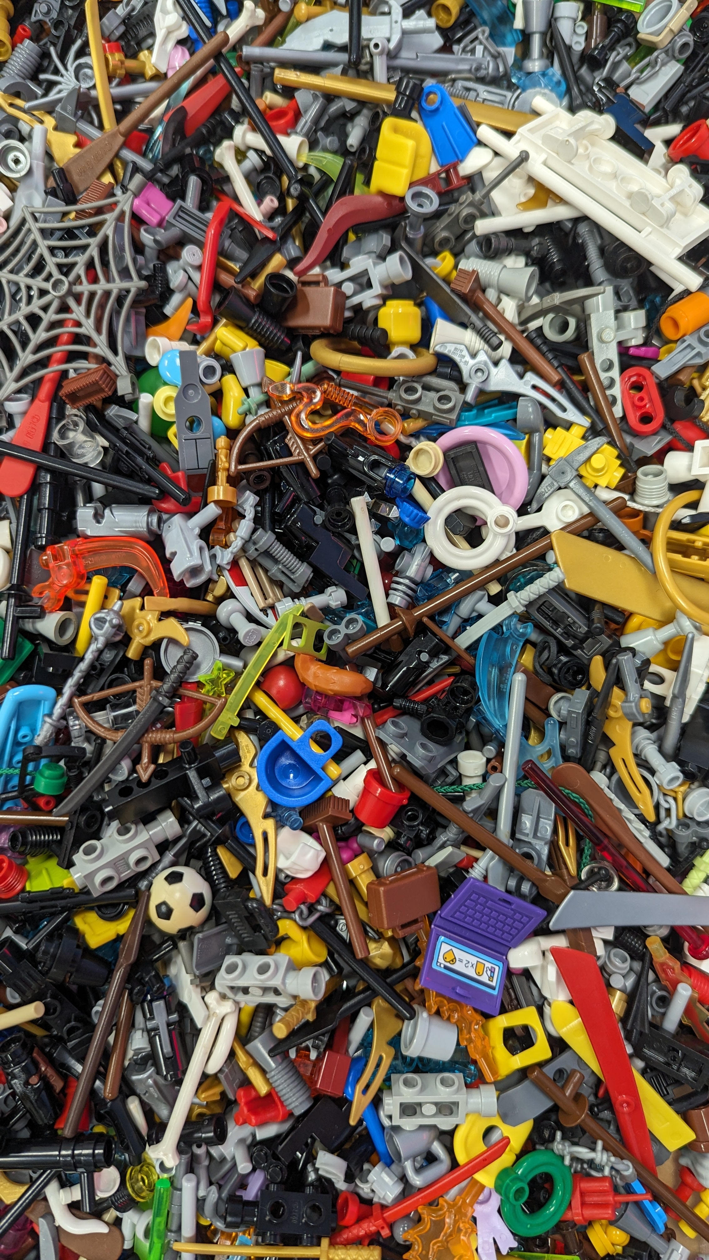 Random Accessory Pack – Bricks and Minifigs St. Petersburg